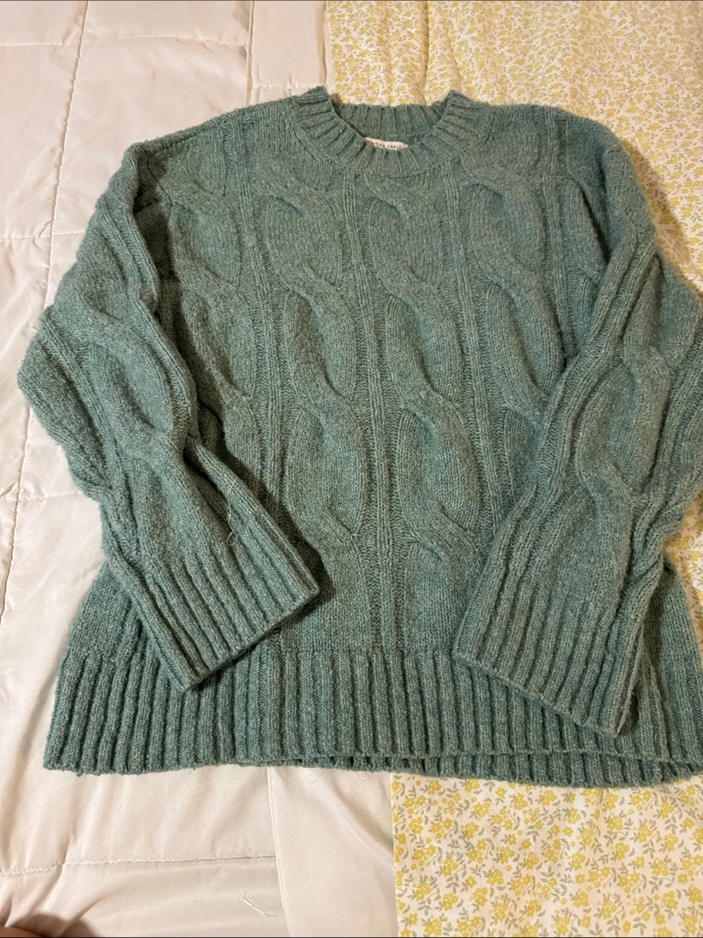 American Eagle Outfitters Green Cable Knit Crew Neck Sweater
